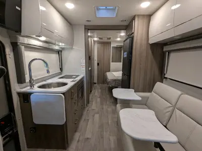 2025 Thor Motor Coach Gemini AWD 24JG photo 15