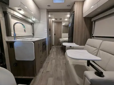 2025 Thor Motor Coach Gemini AWD 24JG photo 13