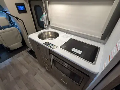 2025 Thor Motor Coach Gemini AWD 24JG photo 20