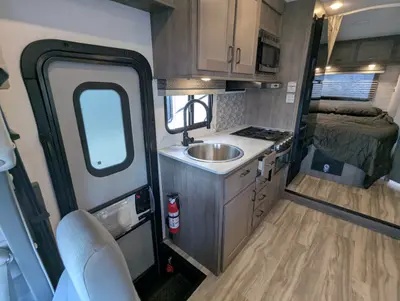 2025 Gulf Stream Conquest Class C 6238 photo 13
