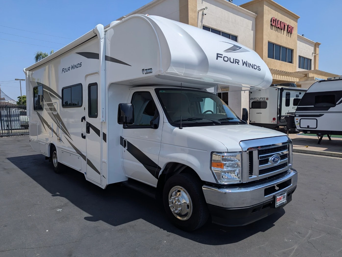2025 Thor Motor Coach Four Winds 25V exterior