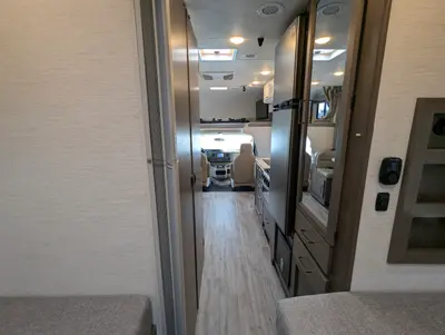 2025 Thor Motor Coach Four Winds 25V photo 25