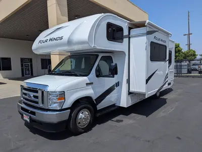 2025 Thor Motor Coach Four Winds 25V photo 4
