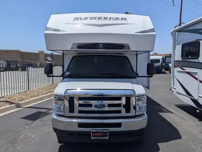 2024 Forest River Sunseeker 2860DS photo 3