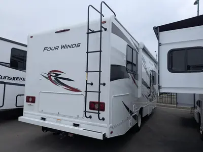 2024 Thor Motor Coach Four Winds 28Z photo 5
