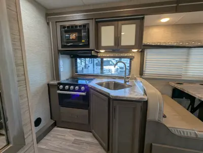 2024 Thor Motor Coach Four Winds 28Z photo 14
