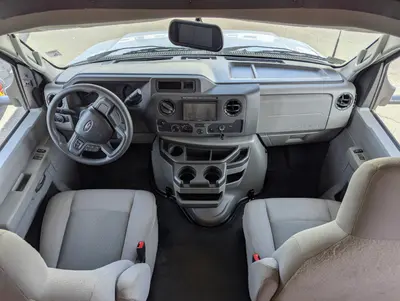 2024 Forest River Sunseeker 2850S LE photo 9