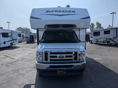 2024 Forest River Sunseeker 2850S LE photo 3