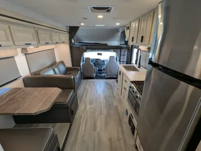 2024 Forest River Sunseeker 2850S LE photo 27