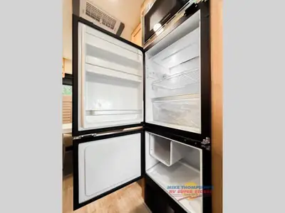 2026 Coachmen RV Beyond photo 22