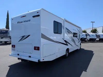 2025 Thor Motor Coach Four Winds 31MV photo 5