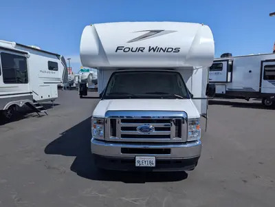 2025 Thor Motor Coach Four Winds 31MV photo 3