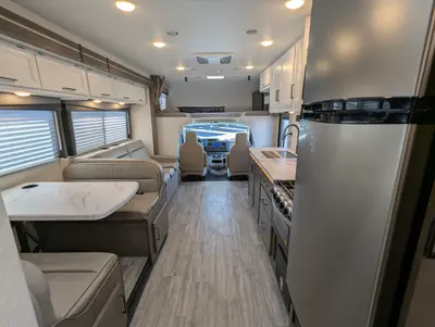 2025 Thor Motor Coach Four Winds 31MV photo 24