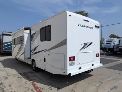 2025 Thor Motor Coach Four Winds 31MV photo 5