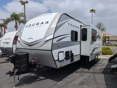 2023 Keystone Cougar Half-Ton 22MLSWE photo 4