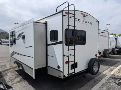 2023 Keystone Cougar Half-Ton 22MLSWE photo 5