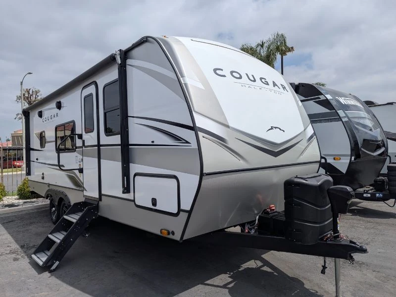 2023 Keystone Cougar Half-Ton 22MLSWE exterior