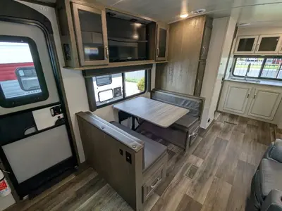 2023 Keystone Cougar Half-Ton 22MLSWE photo 11