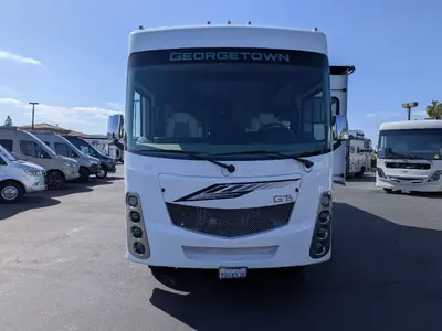 2025 Forest River Georgetown 3 Series GT3 32A3 photo 4