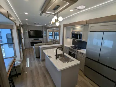 2025 Alliance RV Paradigm 375RD photo 23