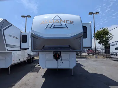 2025 Alliance RV Paradigm 375RD photo 3