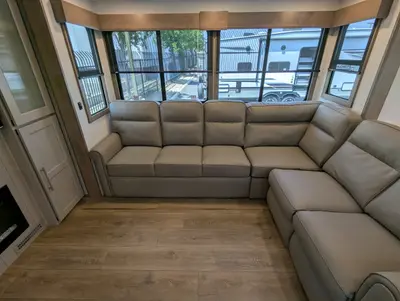 2025 Alliance RV Paradigm 375RD photo 37