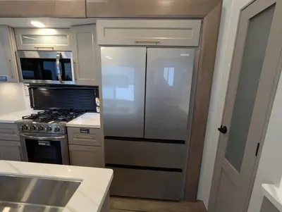 2025 Alliance RV Paradigm 375RD photo 25