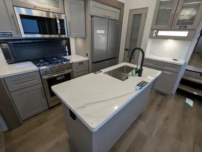 2025 Alliance RV Paradigm 375RD photo 32