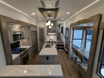 2025 Alliance RV Paradigm 375RD photo 44