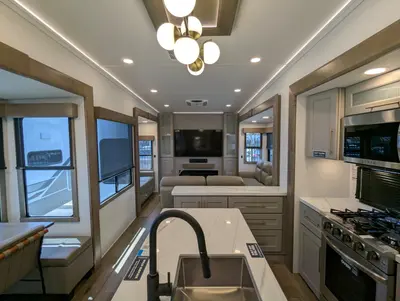 2025 Alliance RV Paradigm 375RD photo 27