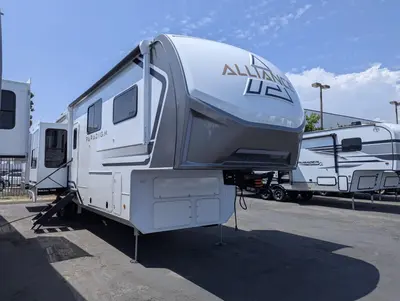 New 2025 Alliance RV Paradigm 375RD