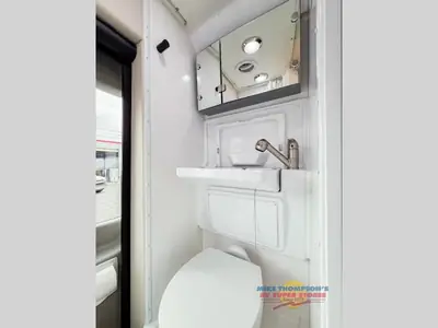 2026 Coachmen RV Beyond photo 27