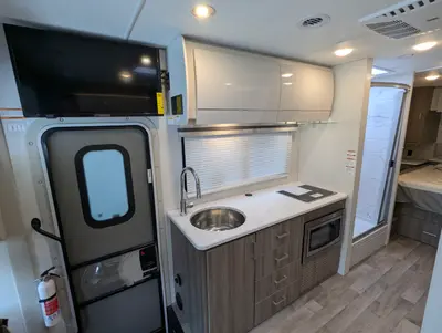 2026 Thor Motor Coach Axis 26.1 photo 12