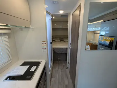 2026 Thor Motor Coach Axis 26.1 photo 14