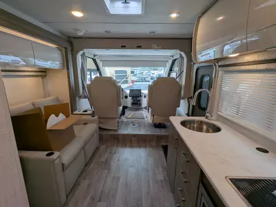 2026 Thor Motor Coach Axis 26.1 photo 24