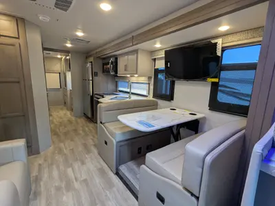2026 Thor Motor Coach Omni Trail X32 photo 10