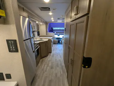 2026 Thor Motor Coach Omni Trail X32 photo 24