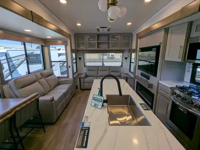 2025 Alliance RV Paradigm 340RL photo 21