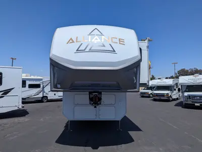 2025 Alliance RV Paradigm 340RL photo 3