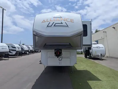 2025 Alliance RV Paradigm 375RD photo 3