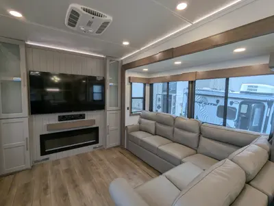 2025 Alliance RV Paradigm 375RD photo 30