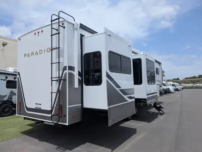 2025 Alliance RV Paradigm 375RD photo 5