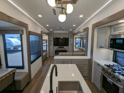 2025 Alliance RV Paradigm 375RD photo 21