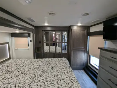 2020 Heartland Bighorn BH 3985 RRD photo 10