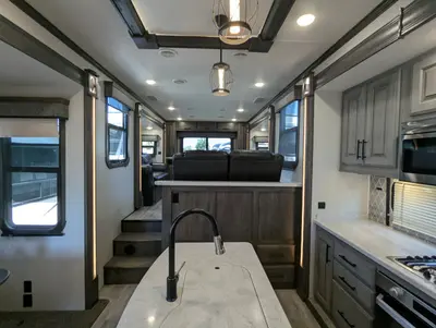 2020 Heartland Bighorn BH 3985 RRD photo 20