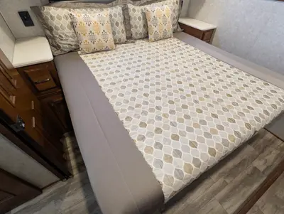 2019 Renegade RV Veracruz 35FWS photo 17
