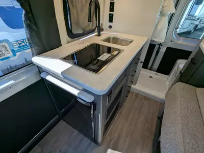 2026 Thor Motor Coach Rize 18M photo 20