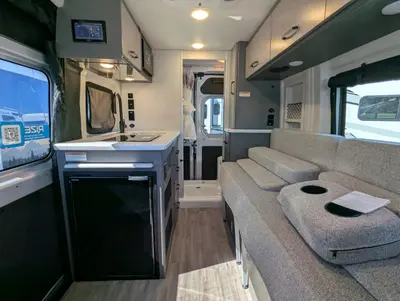 2026 Thor Motor Coach Rize 18M photo 16