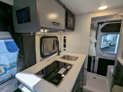 2026 Thor Motor Coach Rize 18M photo 21