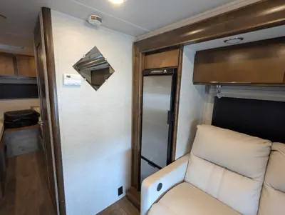 2020 Tiffin Wayfarer 24 TW photo 18